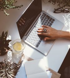 ervaringsgericht leren onderwijs Noord-Brabant werken aan sociale veiligheid onderwijs groepsdynamiek in beweging groepsdynamiek in beweging Move2Impact gedrag en groepsprocessen zichtbaar maken training sociale vaardigheden jongeren Move2Impact Janine Leenders onderwijs en jeugdhulp Noord-Brabant praktijkgerichte trainingen scholen Rots en Water trainingen regio West-Brabant